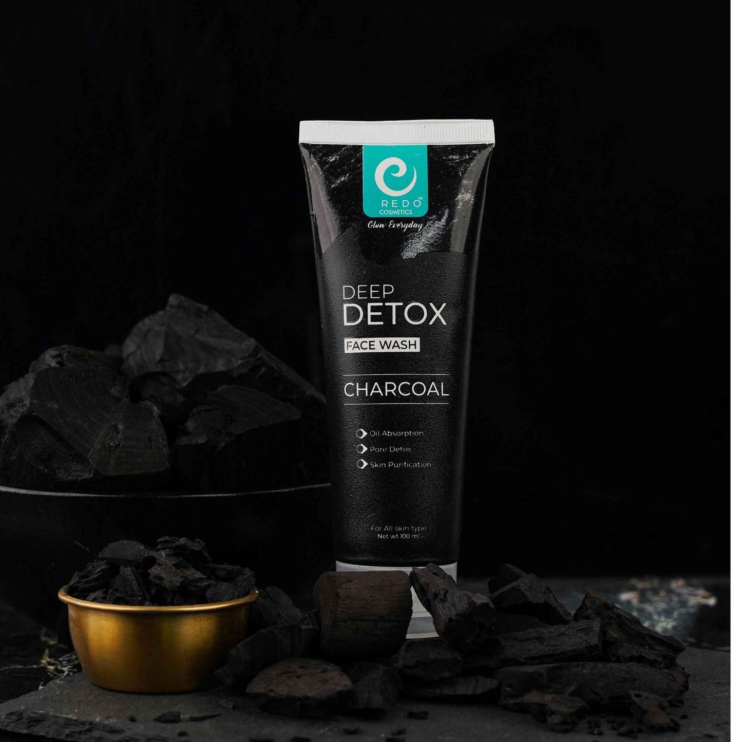 Deep Detox Charcoal Face Wash for Clear, Radiant Skin