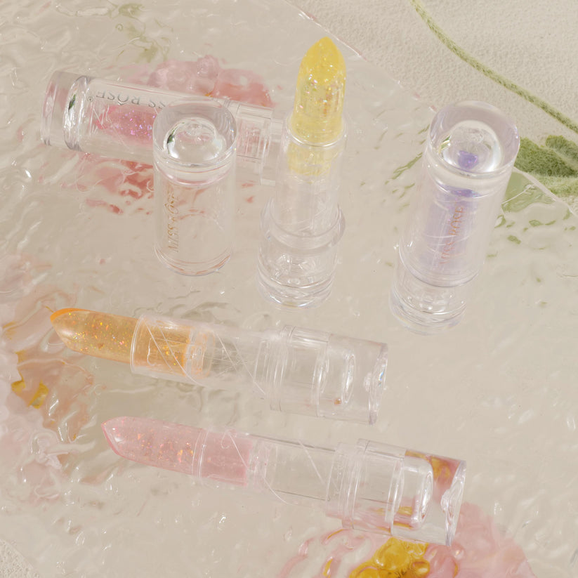 Miss Rose Glitter Jelly Balm for Luminous and Hydrated Lips - MAT Beauty