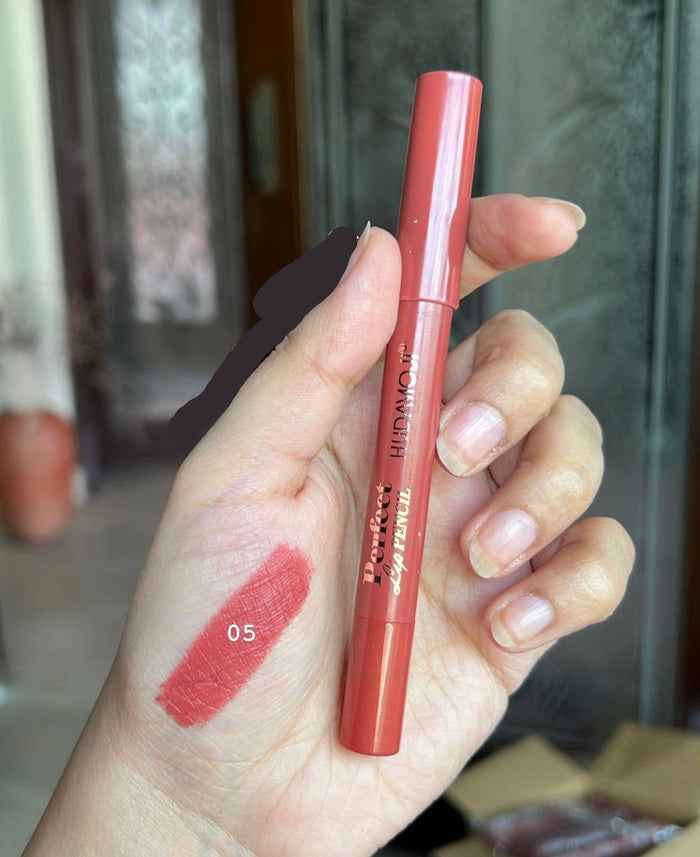 Hudamoji Lip Pencil Crayon Lipliner - Perfect Lip Liner and Lipstick - MAT Beauty