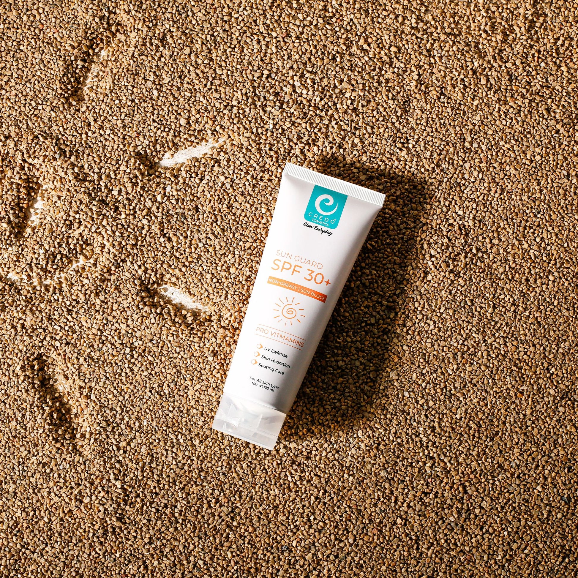 Sun Guard SPF 30 Sun Block – Anti-Greasy Formula Enriched with Pro-Vitamins - MAT Beauty